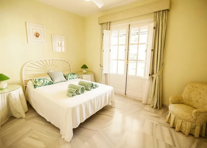 Special In The Costa Del Sol * エステポナ